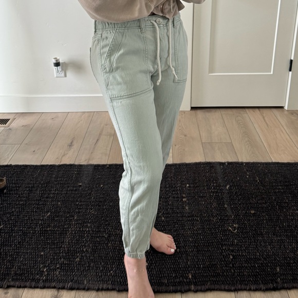 American Eagle Pants - Picture 1 of 6